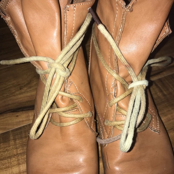 Tie up booties - Picture 3 of 7